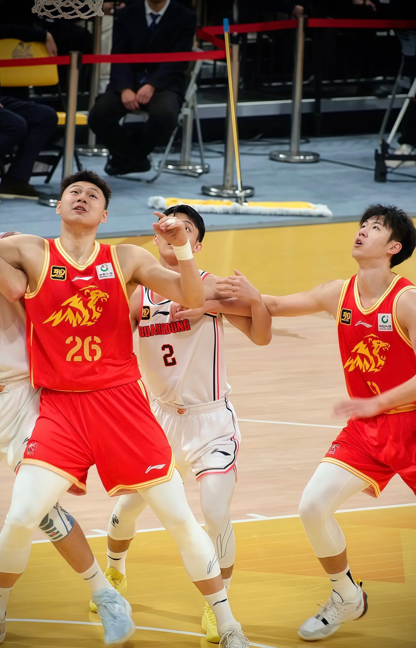 转折点!金州勇士手感冰凉,CBA季后赛冲刺阶段攻防权衡,赛场秩序良好,年轻球员得到机会的简单介绍 转折点!金州勇士手感冰凉,CBA季后赛冲刺阶段攻防权衡,赛场秩序良好,年轻球员得到机会的简单介绍